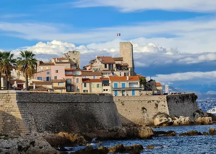 Casalionelantibes Apartamento *